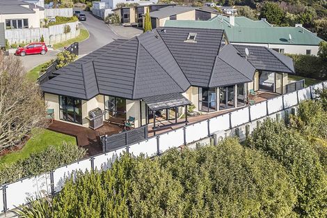 Photo of property in 10 Astronomer Place, Whitby, Porirua, 5024