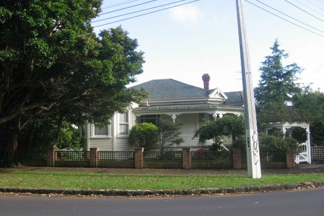 Photo of property in 24 Clyde Street, Epsom, Auckland, 1051