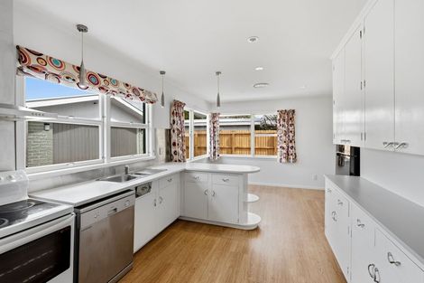 Photo of property in 28 Erica Street, Papanui, Christchurch, 8053