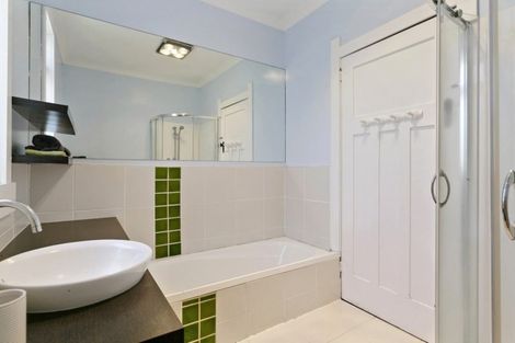 Photo of property in 29 Princes Street, Cambridge, 3434