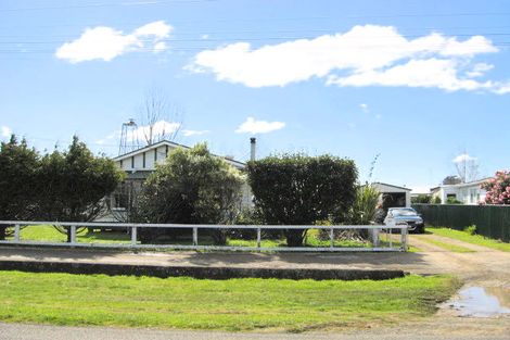 Photo of property in 60 Sydney Street, Takapau, 4203