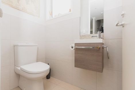 Photo of property in 5 Poaka Road, Hobsonville, Auckland, 0616