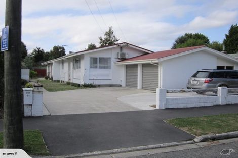 Photo of property in 1/5 Milnebank Street, Upper Riccarton, Christchurch, 8041