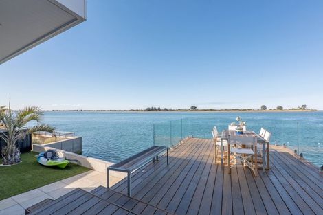 Photo of property in 117 Main Road, Redcliffs, Christchurch, 8081