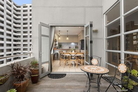 Photo of property in Atlas House, 12/22 Ghuznee Street, Te Aro, Wellington, 6011