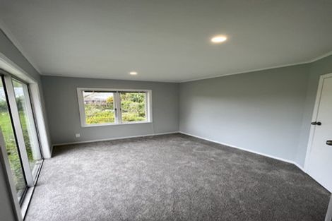 Photo of property in 50 Farquhar Road, Glendene, Auckland, 0602