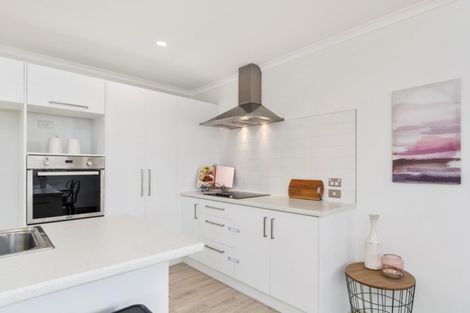 Photo of property in 29 Livingstone Drive, Papamoa Beach, Papamoa, 3118