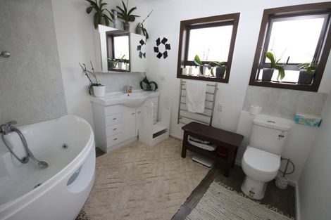 Photo of property in 162 Mcmurdo Street, Tinwald, Ashburton, 7700