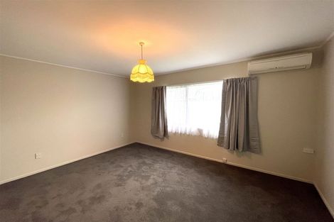 Photo of property in 12 Wairata Place, Te Atatu South, Auckland, 0610