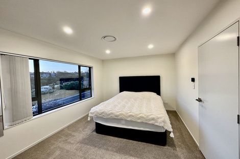 Photo of property in 2b Kororo Street, Northcote, Auckland, 0627