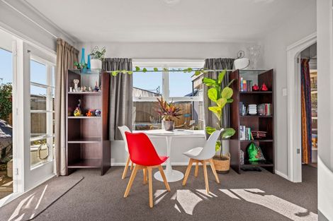 Photo of property in 110a Kippenberger Avenue, Rangiora, 7400