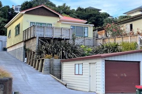 Photo of property in 32 Bonithon Avenue, Moturoa, New Plymouth, 4310