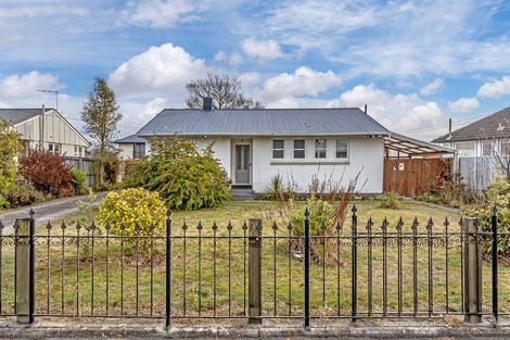 Photo of property in 25 Merrington Crescent, Aranui, Christchurch, 8061