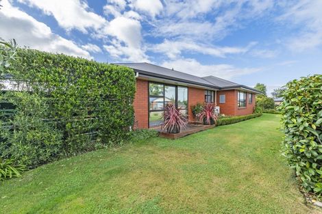 Photo of property in 11 Stanwood Grove, Darfield, 7510