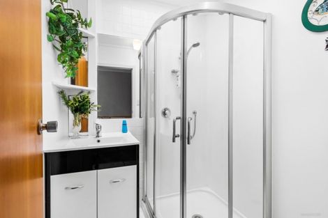 Photo of property in 2/11 Pukeora Avenue, Remuera, Auckland, 1050