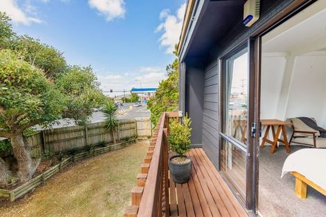 Photo of property in 1a Tyburnia Avenue, Mount Albert, Auckland, 1025