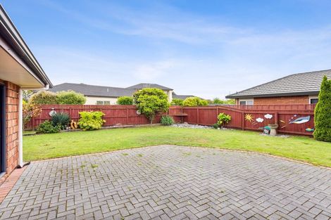 Photo of property in 170 Milne Drive, Paraparaumu, 5032