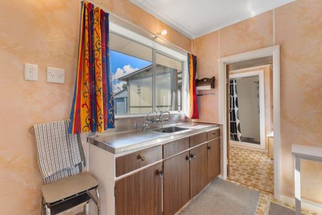 Photo of property in 20 Ormond Street, Woodville, 4920