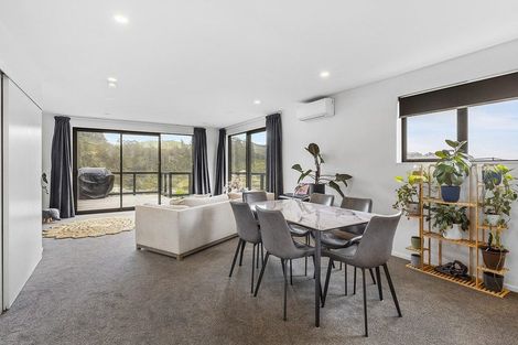 Photo of property in 16 Bee Lane, Whitby, Porirua, 5024