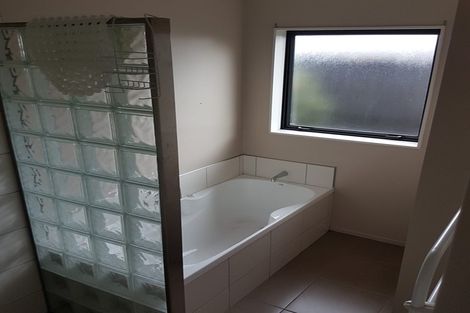 Photo of property in 14 Compton Grove, Huntington, Hamilton, 3210