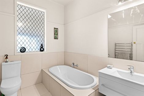 Photo of property in 517 Cornwall Road, Mahora, Hastings, 4120