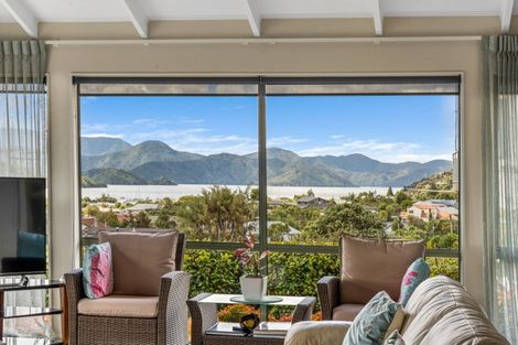 Photo of property in 60 Moana View Road, Waikawa, Picton, 7220