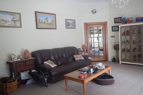 Photo of property in 7 Calico Line, Marton, 4710