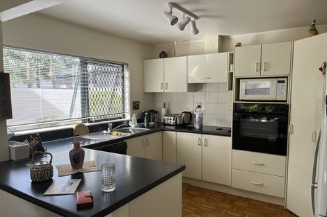 Photo of property in 2/34 Melanesia Road, Kohimarama, Auckland, 1071