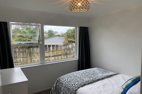 Photo of property in 47 Japonica Drive, Beach Haven, Auckland, 0626