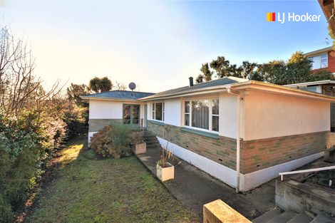 Photo of property in 17 Tweed Street, Kinmont Park, Mosgiel, 9024