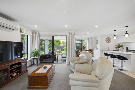 Photo of property in 130 Lisle Farm Drive, Pukekohe, 2120