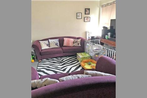 Photo of property in 3-5 Carbine Road, Mount Wellington, Auckland, 1060