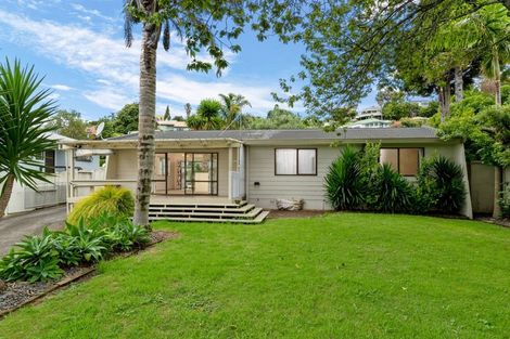 Photo of property in 18 Victory Street, Welcome Bay, Tauranga, 3112