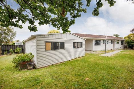 Photo of property in 33 Rhodes Drive, Kelvin Grove, Palmerston North, 4414