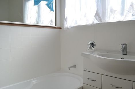 Photo of property in 2 Saville Row, Johnsonville, Wellington, 6037