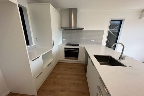 Photo of property in 11 Hema Road, Hobsonville, Auckland, 0616