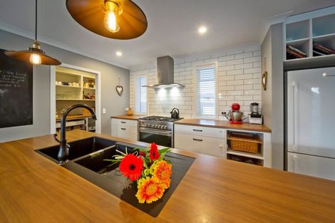 Photo of property in 4 Terli Way, Glen Avon, New Plymouth, 4312