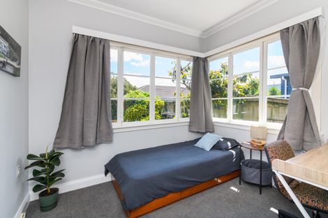 Photo of property in 26 Rangitira Avenue, Palmerston North, 4414