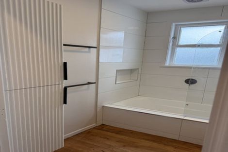 Photo of property in 18 Ruru Road, Otaihanga, Paraparaumu, 5036