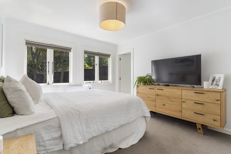 Photo of property in 70 Park Road, Glenfield, Auckland, 0629