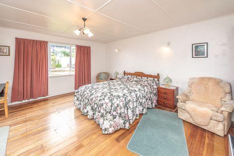 Photo of property in 22 Egmont Street, Castlecliff, Whanganui, 4501