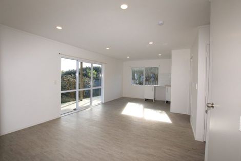 Photo of property in 306 Sunset Road, Windsor Park, Auckland, 0632