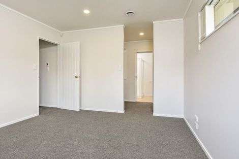 Photo of property in 45 Martin Jugum Lane, Ranui, Auckland, 0612