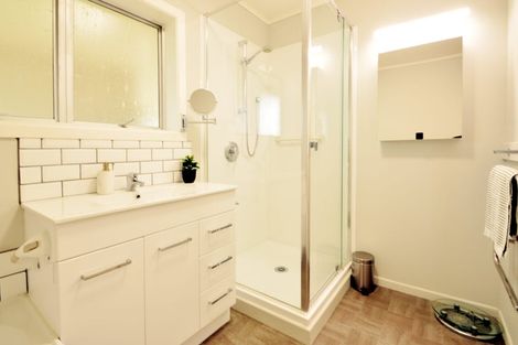 Photo of property in 6 Turner Place, Pukekohe, 2120