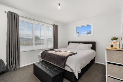 Photo of property in 10 Birman Place, Cannons Creek, Porirua, 5024