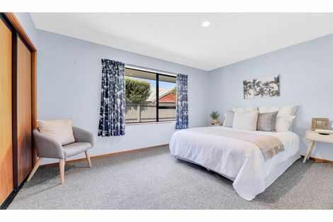 Photo of property in 22 Giles Place, Shirley, Christchurch, 8061