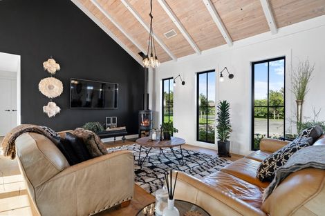 Photo of property in 3/45 Saint Kilda Road, Cambridge, 3434