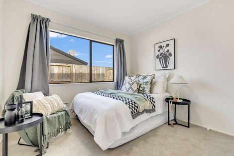 Photo of property in 2/83 Gloucester Road, Mount Maunganui, 3116