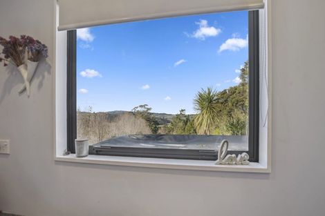 Photo of property in 82 Pinchgut Road, Kaukapakapa, 0873