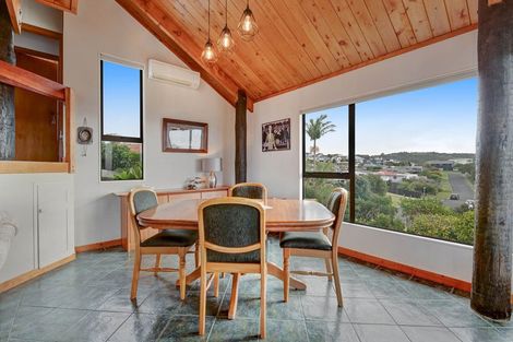 Photo of property in 20 Hinemoa Place, Snells Beach, 0920